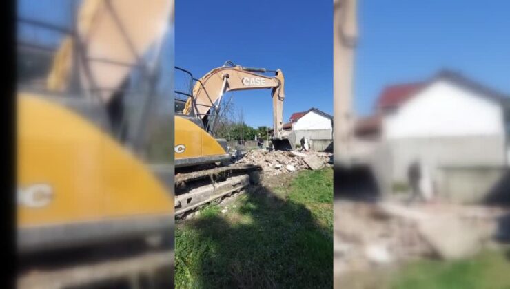 Bahçesindeki metruk yapının yıkılan duvarının altında kalan kişi öldü
