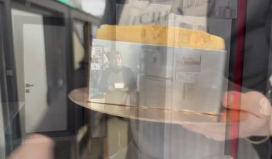 Belediyenin kursunda aldığı eğitimle kendi pastanesini açtı