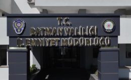 Bir otomobilde 2 kilo 66 gram metamfetamin ele geçirildi
