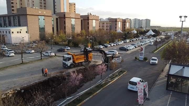 DİSKİ, Hastane’nin Altyapı Sorununu Çözüyor