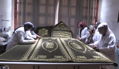 Danişment Gazi Türbesi için puşide 2,5 yılda tamamlandı