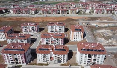 Elazığ’da depremzedeler Ramazan Bayramı’nı yeni evlerinde geçiriyor