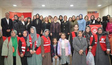 Diyarbakır’da KADEM 8 Mart Dünya Kadınlar Günü dolayısıyla etkinlik düzenledi