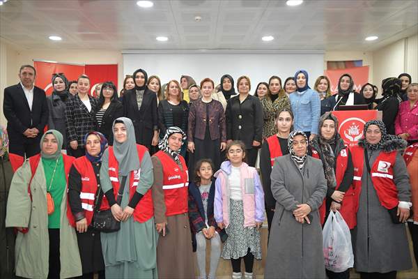 Diyarbakır’da KADEM 8 Mart Dünya Kadınlar Günü dolayısıyla etkinlik düzenledi