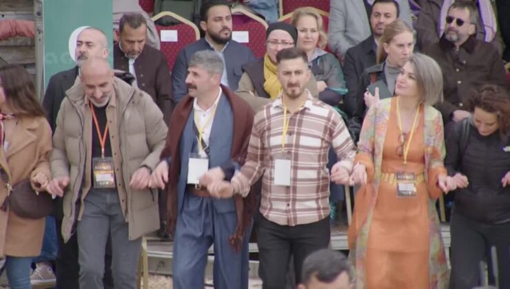 Diyarbakır’da Nevruz etkinliğine binlerce kişi ve siyasi temsilci katıldı