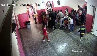Diyarbakır’da nefes borusuna şeker kaçan öğrenciyi öğretmeni Heimlich manevrasıyla kurtardı