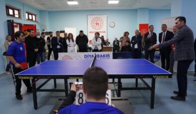 Diyarbakır’da özel bireyler masa tenisi turnuvasında buluştu