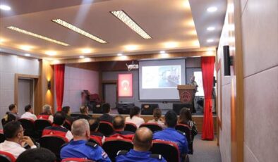 Diyarbakır’da yetim ve öksüz çocuklara bayramlık desteği