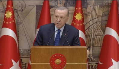 Cumhurbaşkanı Erdoğan: “Hangi adımı atıyorsak, Türkiye’nin ve Türk milletinin istikbali için atıyoruz”