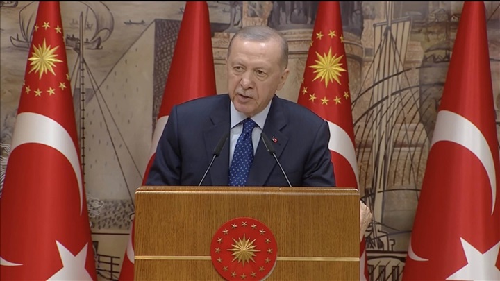 Cumhurbaşkanı Erdoğan: “Hangi adımı atıyorsak, Türkiye’nin ve Türk milletinin istikbali için atıyoruz”