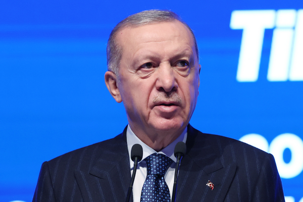 Erdoğan: AK Parti’ye Ömür Biçenler Gitti, Biz Dimdik Ayaktayız