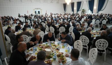 Eş başkanlar Nûbihar’ın düzenlediği iftara katıldı