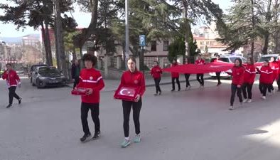 Gelibolu’dan Türk bayrağı, toprak ve deniz suyu Bilecik’e getirildi