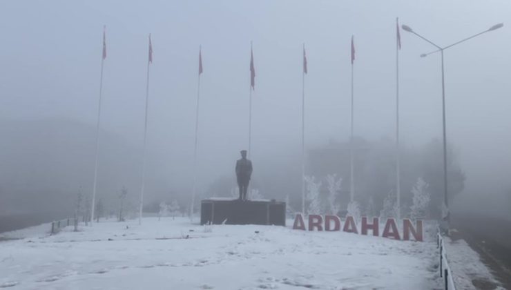 Termometreler Ardahan Göle’de gece sıfırın altında 18,5 dereceyi gösterdi