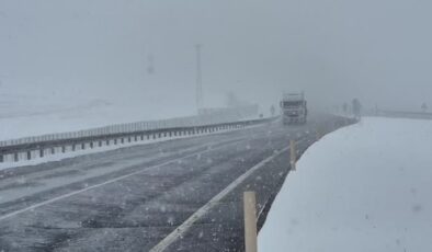 Doğu’da kar yağışı ve soğuk hava etkisini artırdı