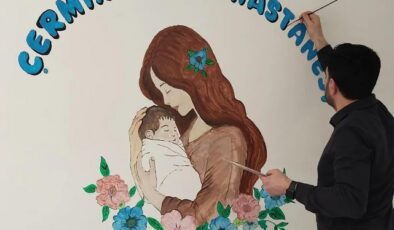 Hastane duvarlarına gönülden dokunuş: Moral veren çizimler