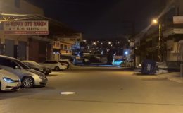 Hatay’da fırtına: Ağaçlar devrildi, tekneler alabora oldu