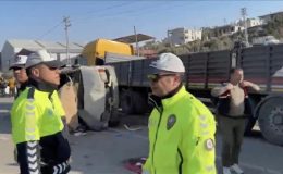 Hatay’da işçi servisinin tıra çarptı 6 kişi hayatını kaybetti