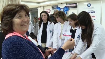 Hekimler kalp nakli bekleyen Elifsu’ya dikkati çekmek için organlarını bağışladı