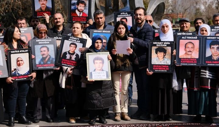 Kayıp Yakınları 838. Hafta Eylemi: Cüneyt Aydınlar’ın akıbeti Soruldu