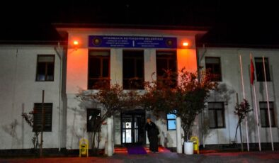 Otistik bireyler için kırmızı ışık yakılacak