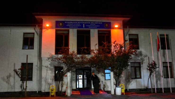 Otistik bireyler için kırmızı ışık yakılacak