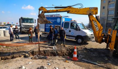 DİSKİ, 25 Bin Kişinin Su İhtiyacını Karşılayan Ana Hattaki Arızayı Onardı