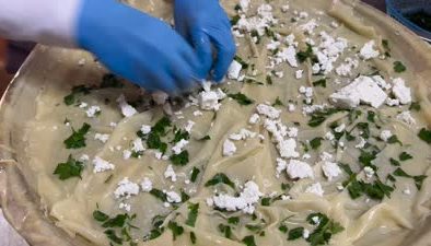 İftar ve sahur sofraları lise öğrencilerinin yaptığı yemeklerle lezzetleniyor