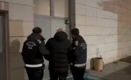 Kırmızı bültenli hükümlü Atakum’daki evinde yakalanarak gözaltına alındı