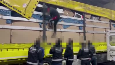 Kaçak tütün ürünleri operasyonunda 53 kişi yakalandı