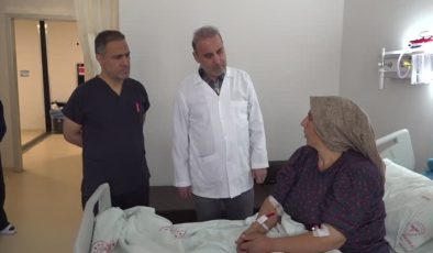 Kanaması olan hasta V-Notes cerrahisiyle tedavi edildi
