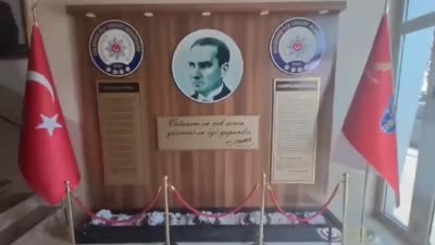 Kayseri’de önünü kestikleri araçta bulunanların cep telefonlarını gasbeden 9 zanlı yakalandı