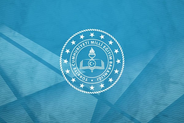 MEB’den bugün müfredat dışında belirlenen konularda ders işleneceği iddiasına açıklama
