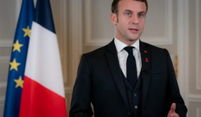 Macron: Rusya, Barış İçin Gerçek Adımlar Atmalı
