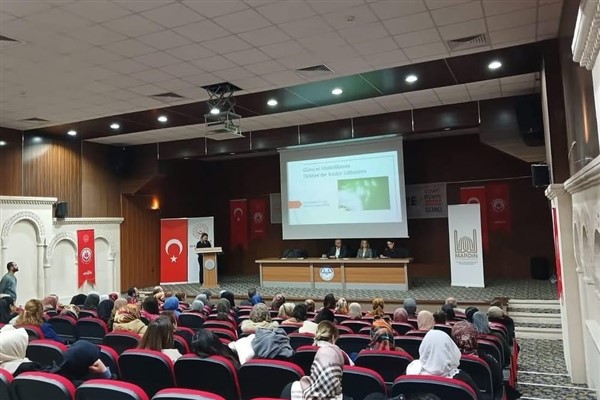 Mardin’de kadın istihdamı üzerine söyleşi düzenlendi