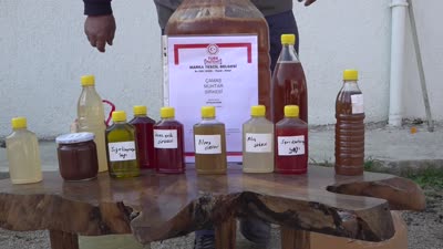 Muhtar ürettiği 5 çeşit sirkeye marka tescil belgesi almayı başardı