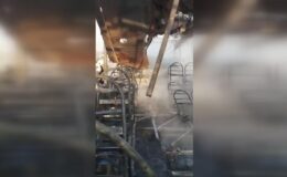 Seyir halindeki özel halk otobüsü alev aldı, kullanılamaz hale geldi