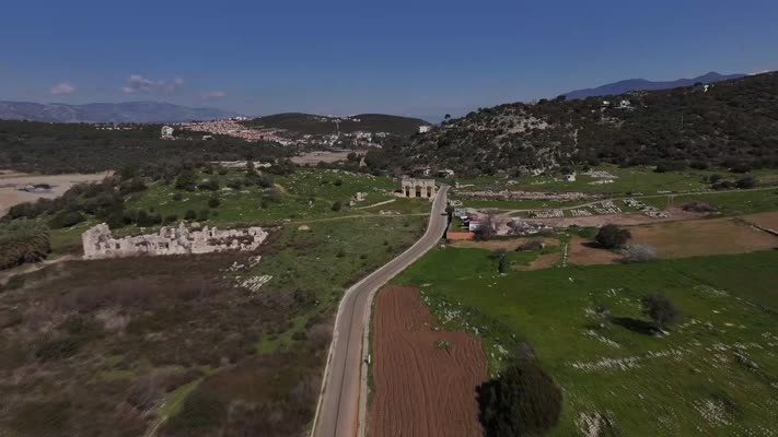 Patara’nın simgesi kent kapısından yüzyıllar sonra yeniden su akacak