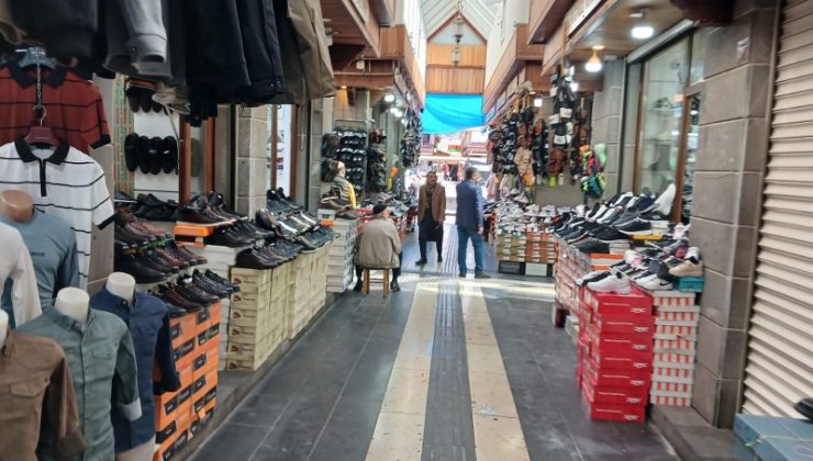 Diyarbakır’da Bayram Telaşı: Çarşılarda Hareketlilik Arttı