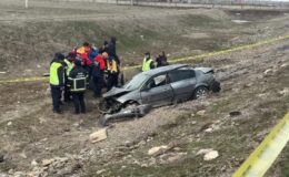 Muş’ta otomobil şarampole devrildi, 1 kişi öldü 1 kişi yaralandı