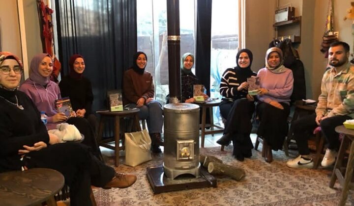 Siirt Kitap Kulübü’nden “Eskileri Anma” etkinliği