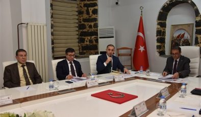Siverek’te kuduz önlemleri masaya yatırıldı