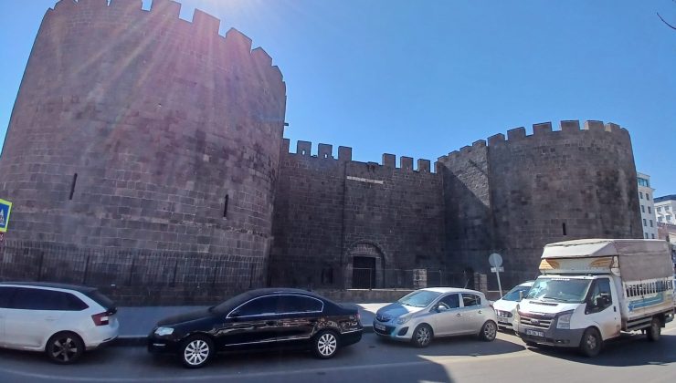 Tarihi Burçlarda restoranlar ve giyim mağazaları faaliyet gösterecek