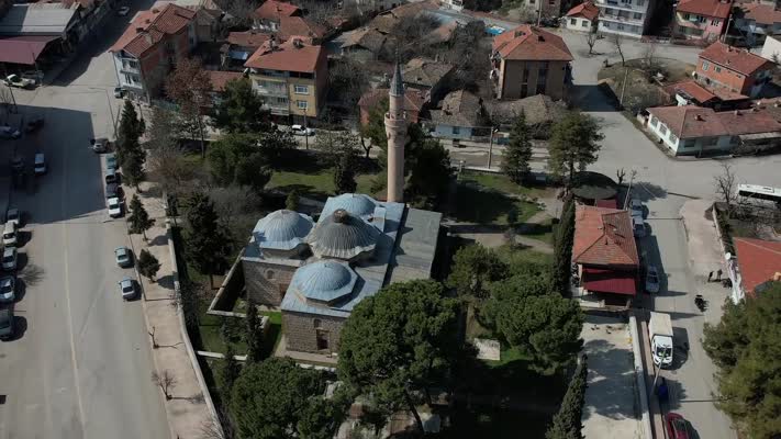 Tarihi aşevinde günlük 1500 kişiye iftar veriliyor
