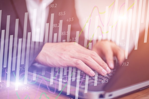 Ticaret satış hacmi yıllık yüzde 5,3 perakende satış hacmi yıllık yüzde 12,5 arttı