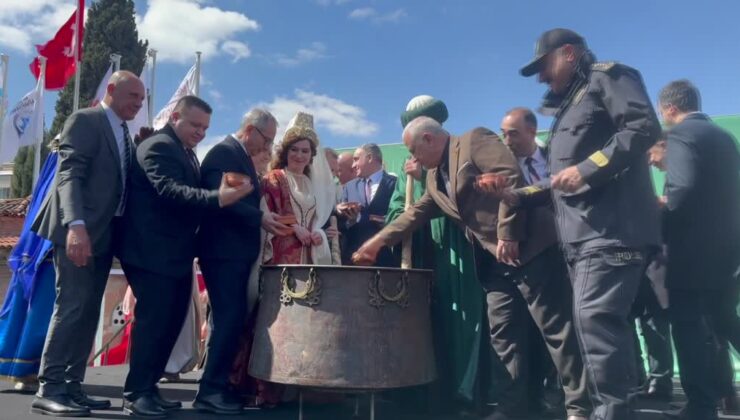 Mesir Macunu Festivali renkli etkinliklerle Manisa’da başladı