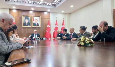 Vali Zorluoğlu, Basın Mensuplarıyla Bayramlaştı