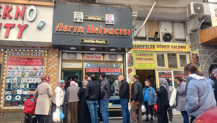 Diyarbakır’da Helva Kuyruğu uzadıkça uzadı