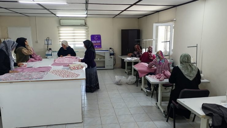 Kayapınar Belediyesi kadınları meslek sahibi yapıyor