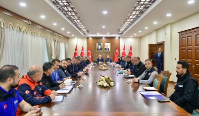Diyarbakır’daki deprem çalışmaları değerlendirildi